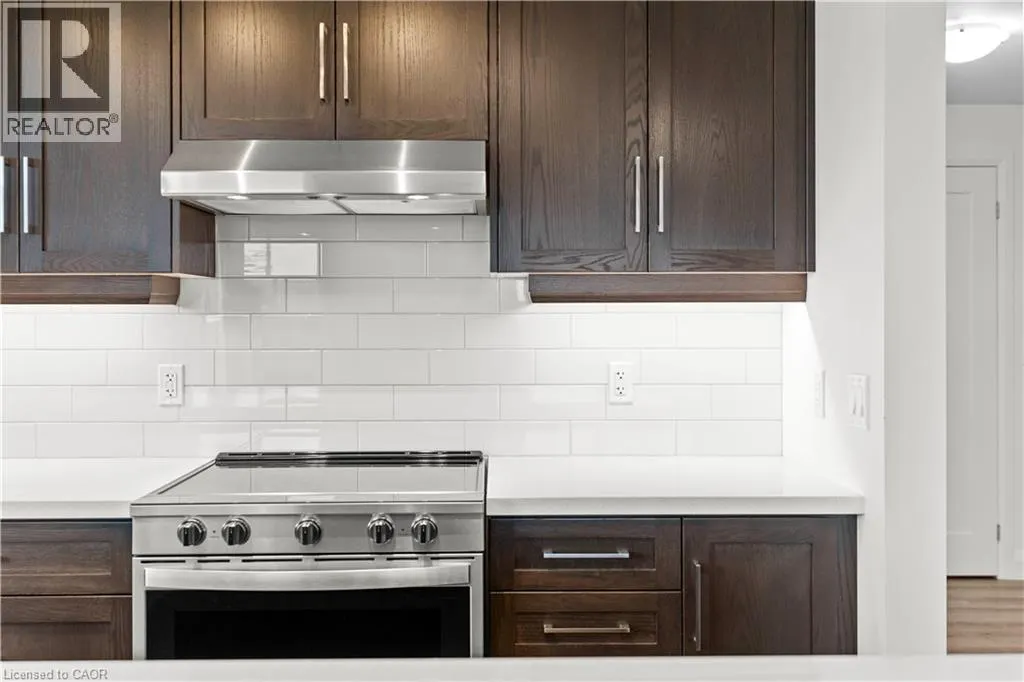 30 HAMILTON Street S Unit# 703, #703