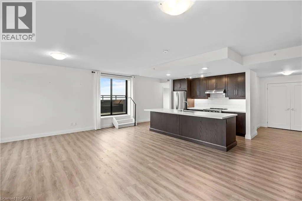 30 HAMILTON Street S Unit# 703, #703