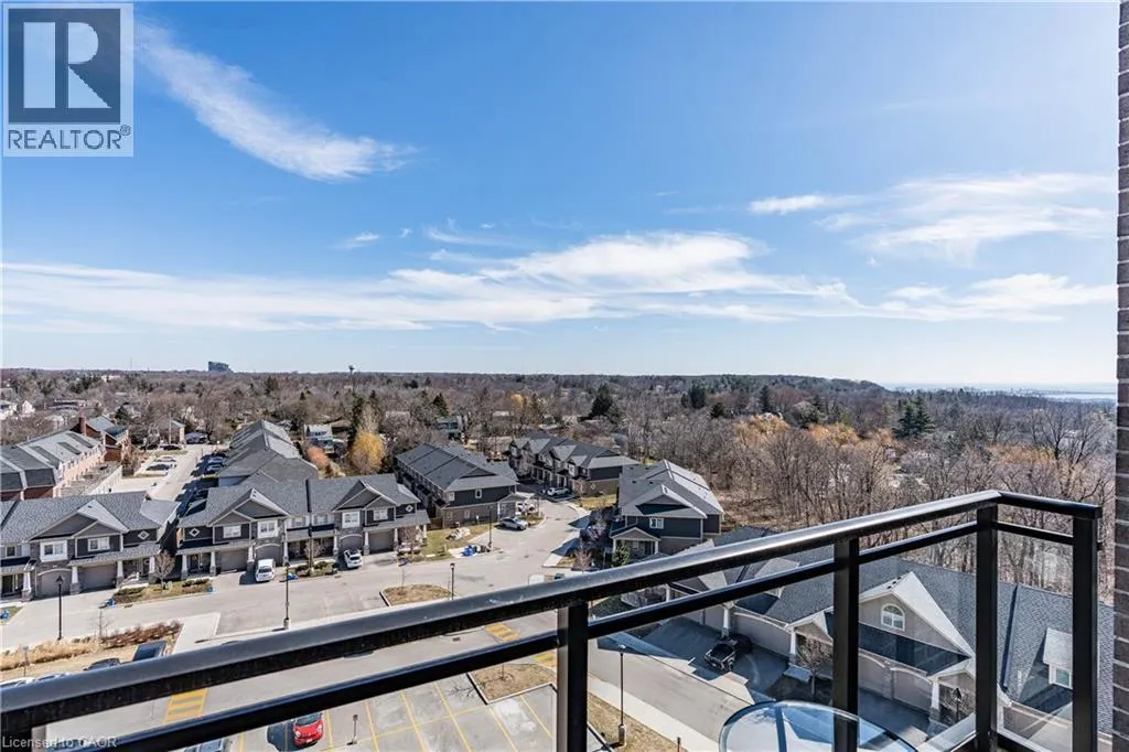 30 HAMILTON Street S Unit# 703, #703