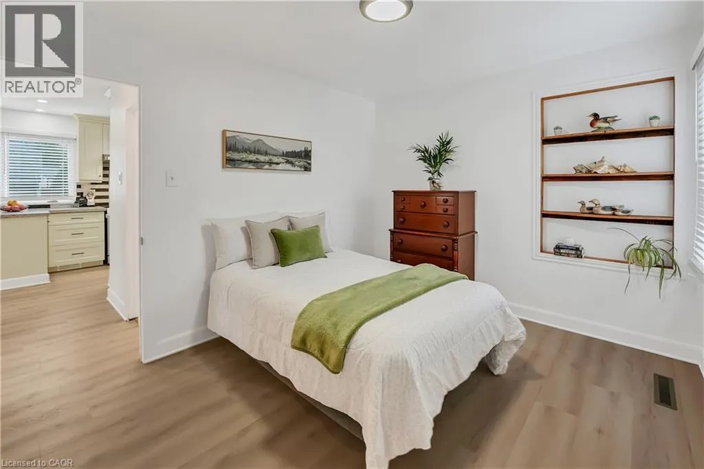 1 WAVERLEY Road
