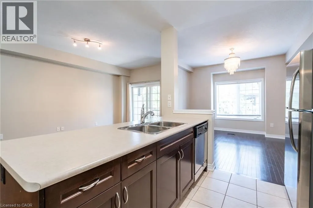 1401 PLAINS Road E Unit# 84, #84