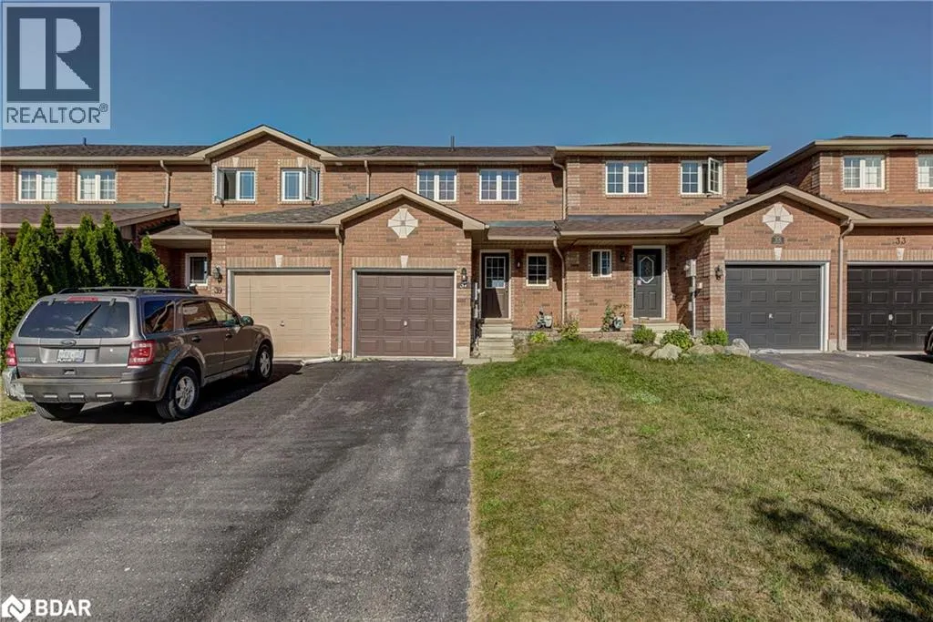 37 GOODWIN Drive