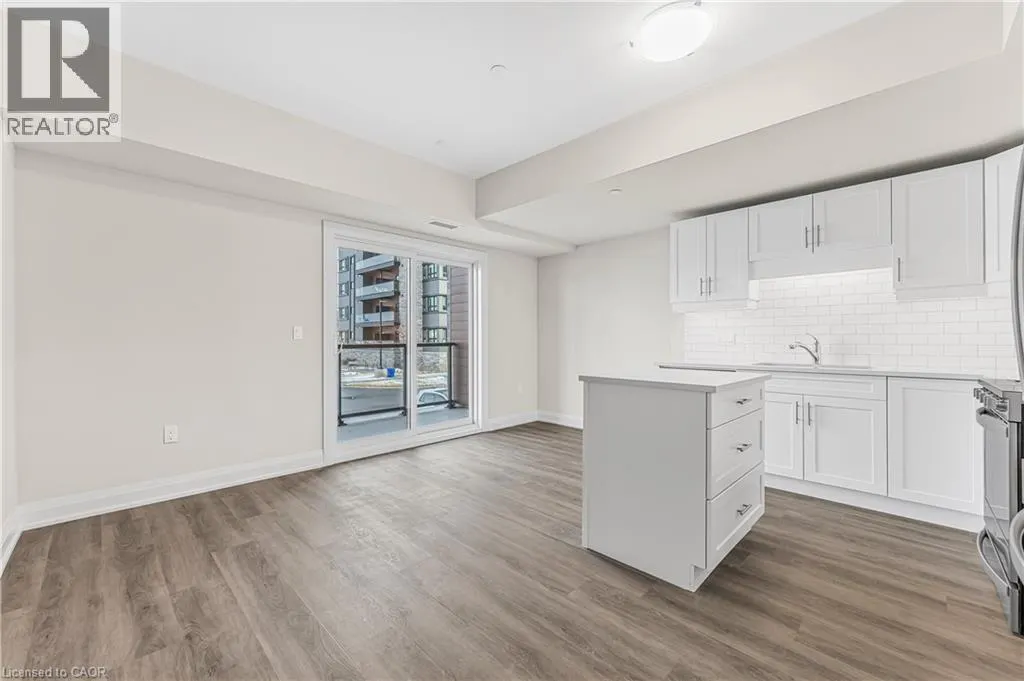 118 SUMMERSIDES Boulevard Unit# 114, #114