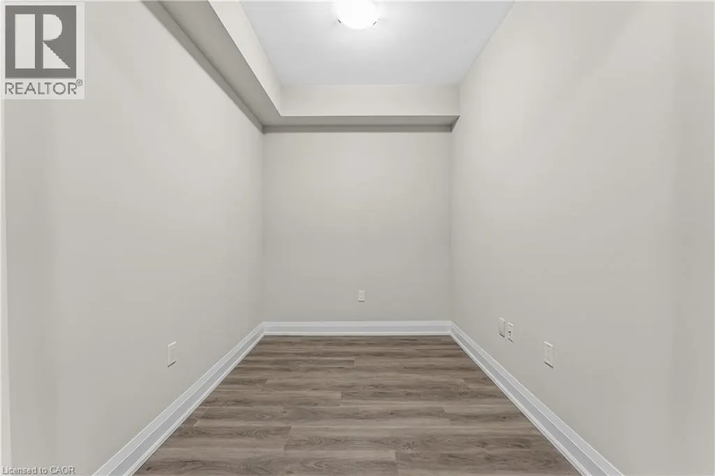 118 SUMMERSIDES Boulevard Unit# 114, #114