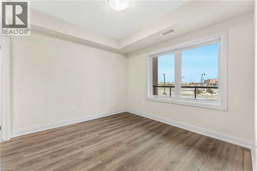 118 SUMMERSIDES Boulevard Unit# 114, #114