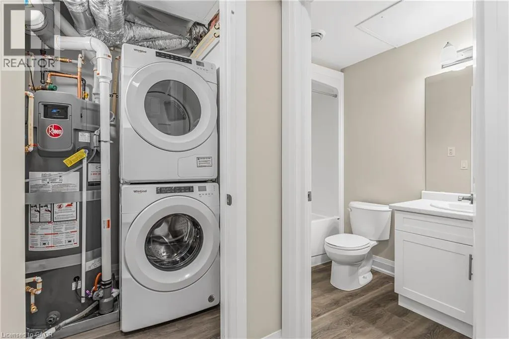118 SUMMERSIDES Boulevard Unit# 114, #114