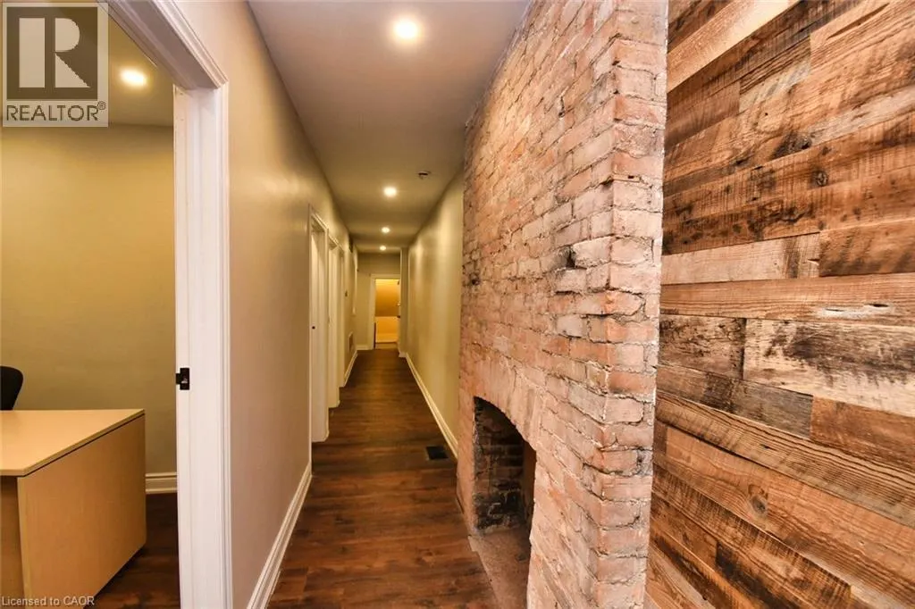 242 JAMES Street S Unit# 1, #1