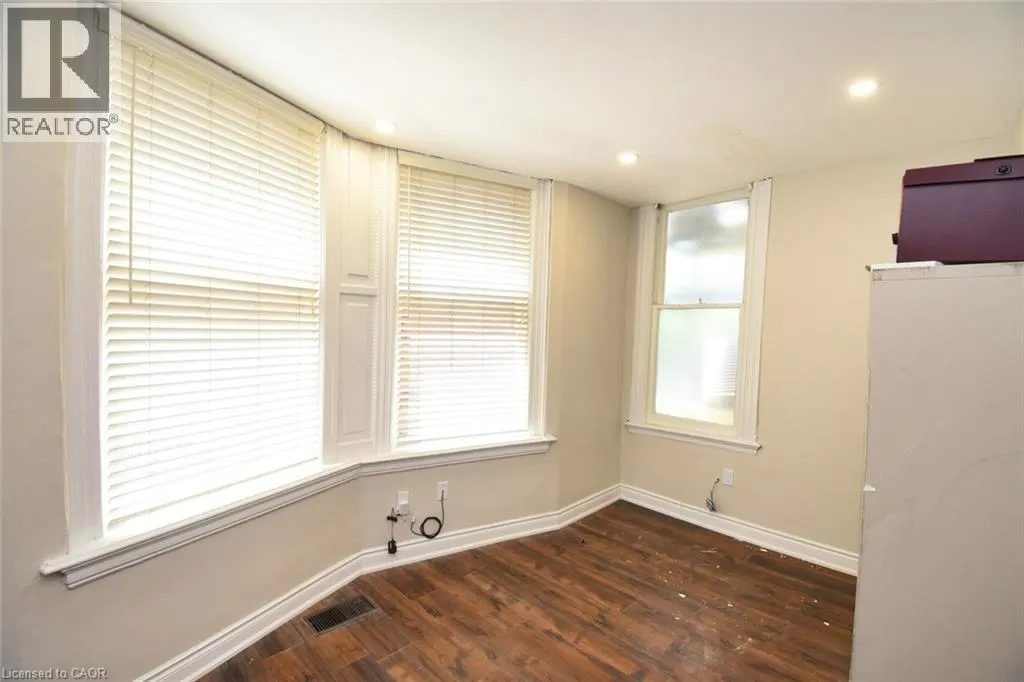 242 JAMES Street S Unit# 1, #1
