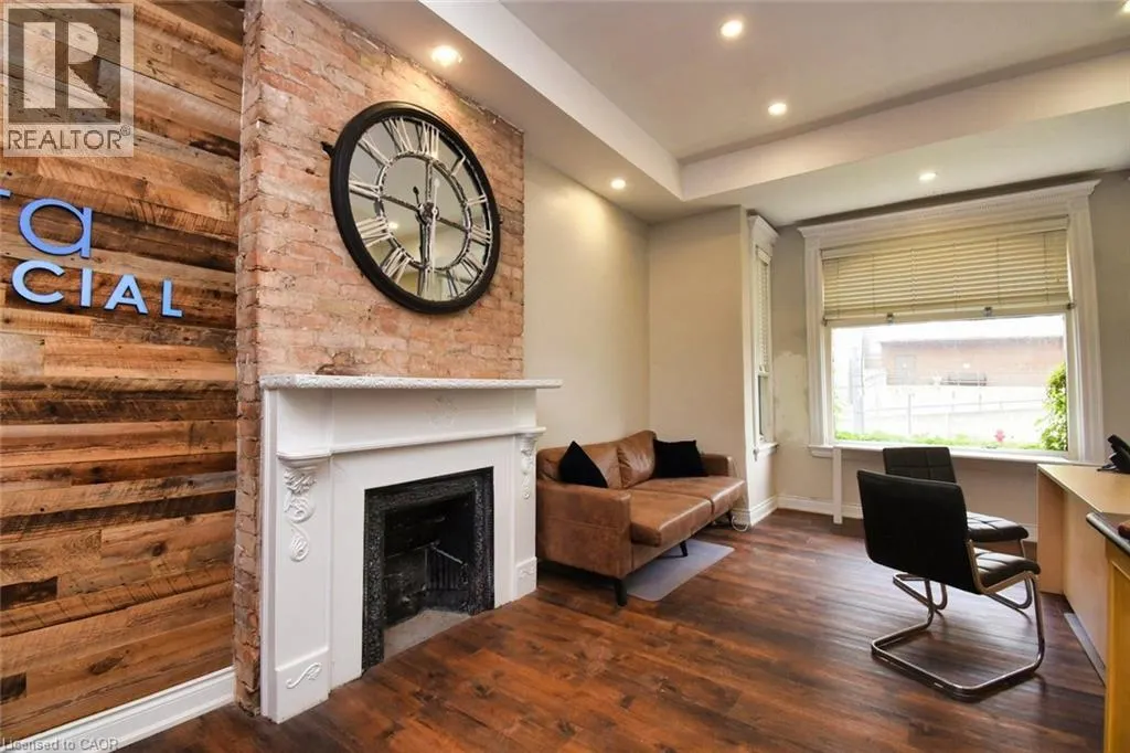 242 JAMES Street S Unit# 1, #1