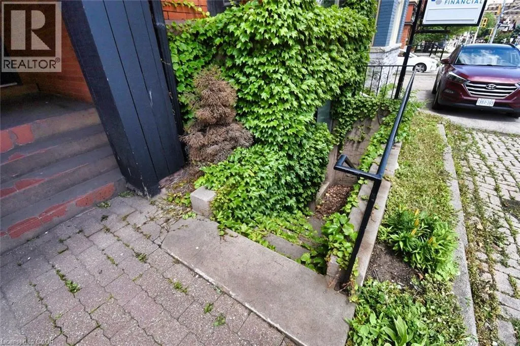 242 JAMES Street S Unit# 1, #1