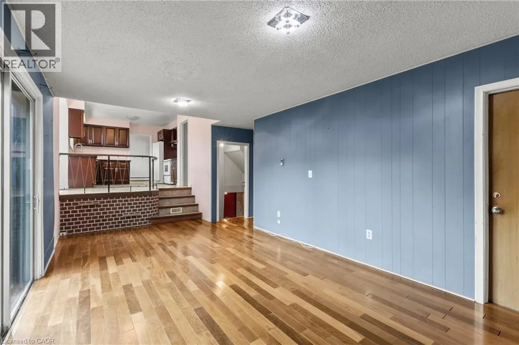 3050 WOODWARD Avenue