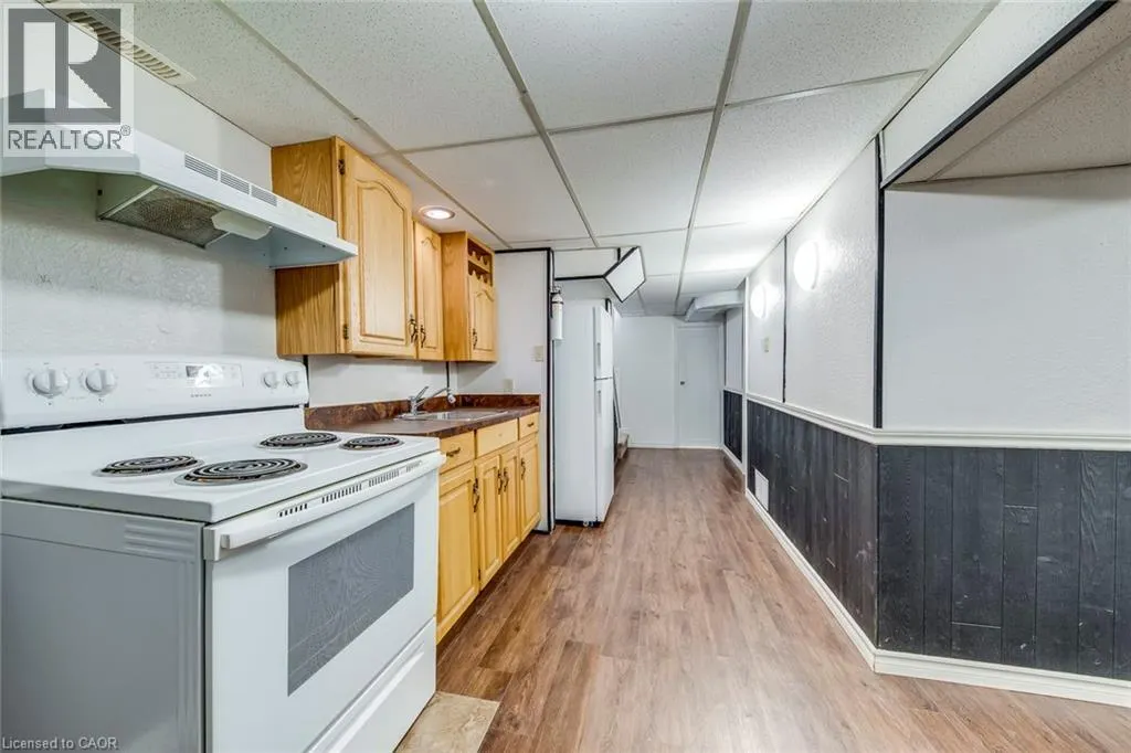 1548 NEWLANDS Crescent Unit# 14, #14