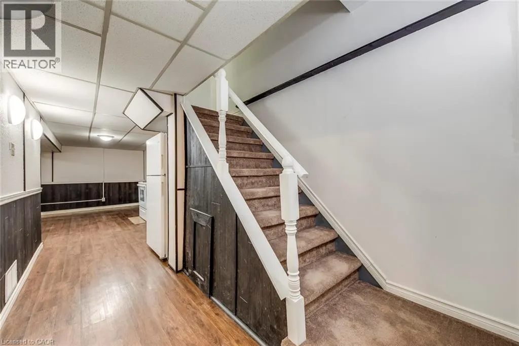 1548 NEWLANDS Crescent Unit# 14, #14