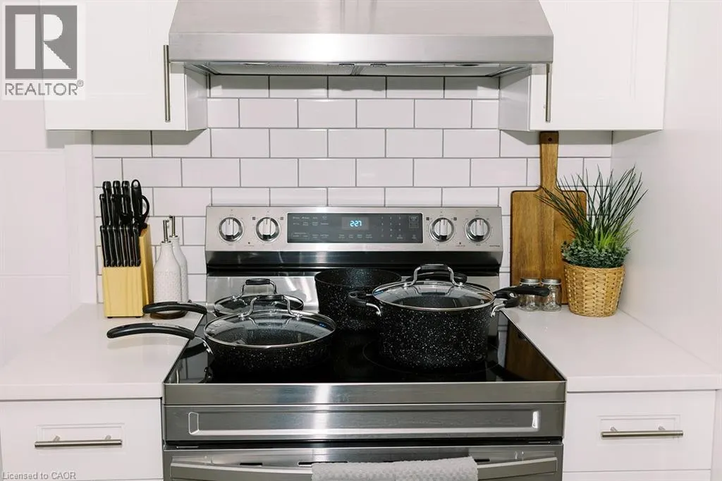 261 BELMONT Avenue W Unit# B - LOWER, #B - LOWER