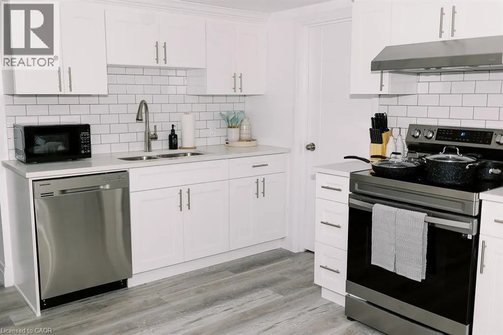 261 BELMONT Avenue W Unit# B - LOWER, #B - LOWER