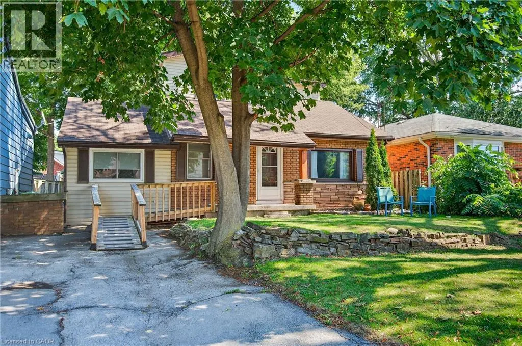 146 NORMANHURST Avenue