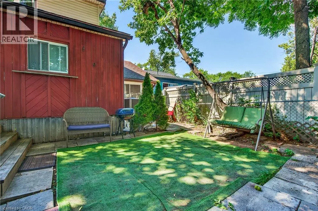 146 NORMANHURST Avenue