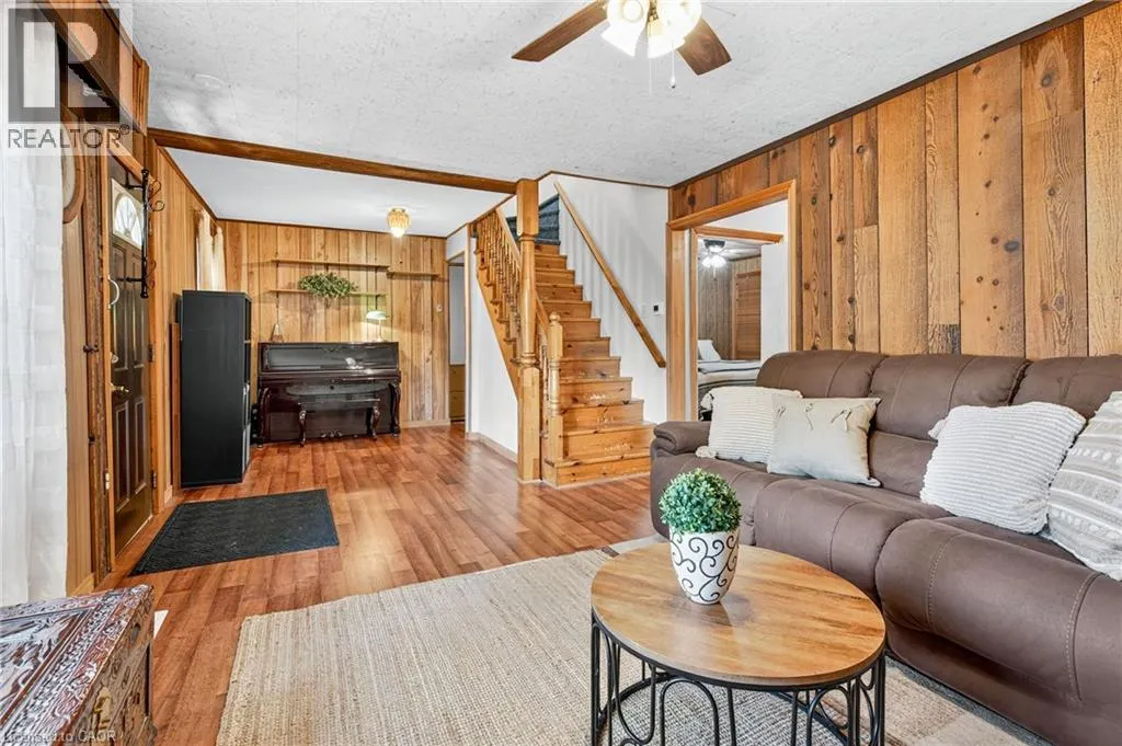 146 NORMANHURST Avenue