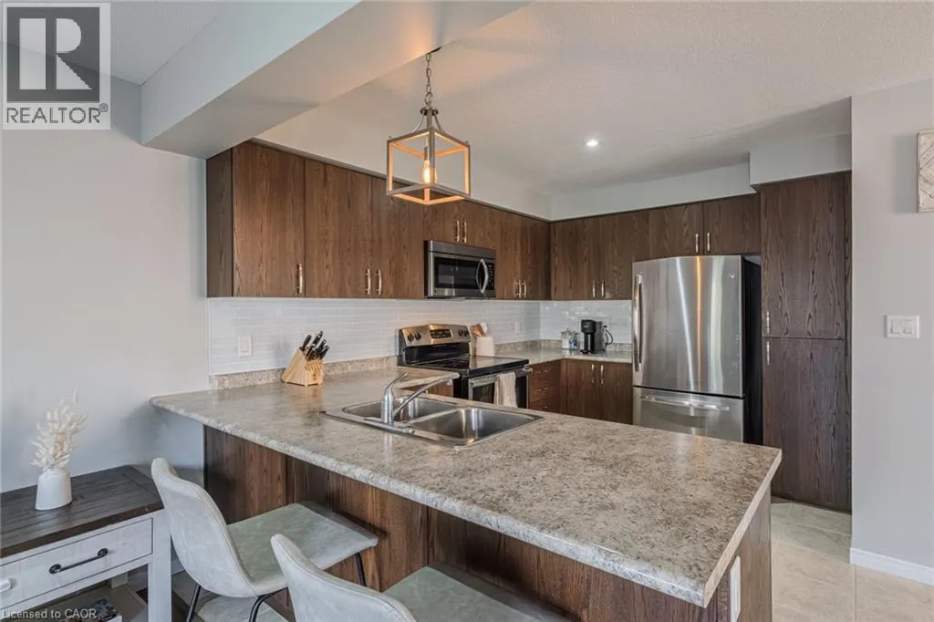 37 TRILLIUM Way
