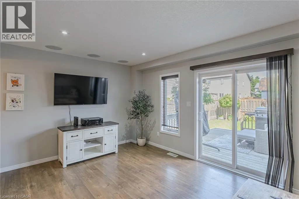 37 TRILLIUM Way