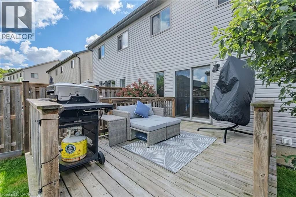 37 TRILLIUM Way