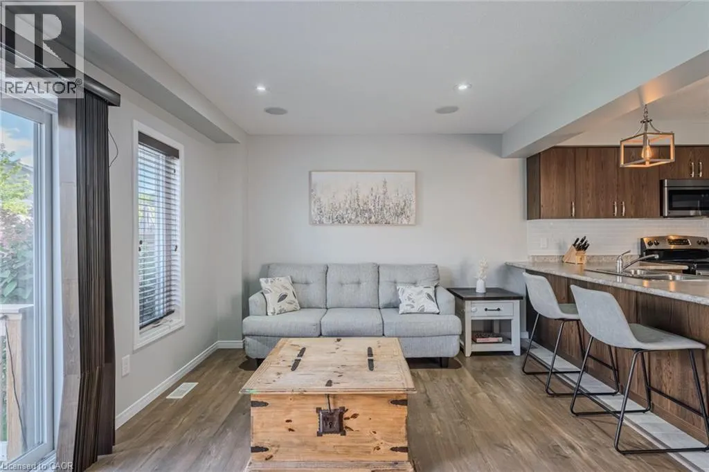 37 TRILLIUM Way