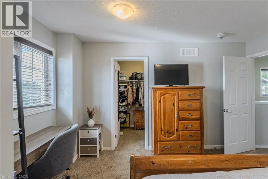 37 TRILLIUM Way