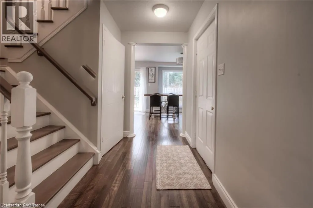 421 SHADOW WOOD Crescent