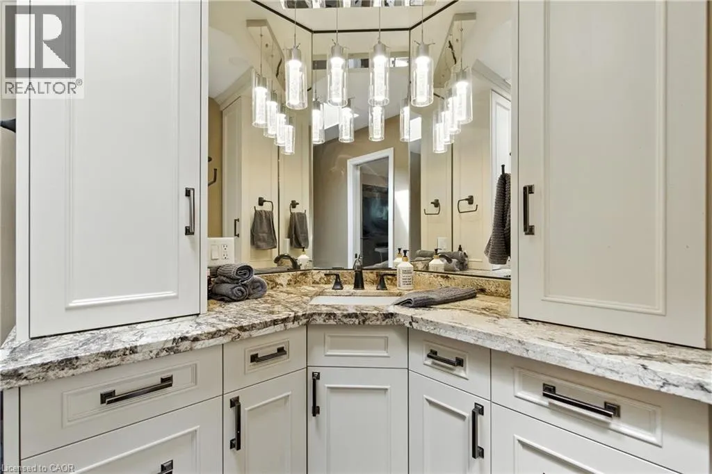 7078 ROSSEAU Place