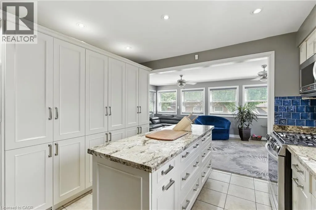 7078 ROSSEAU Place