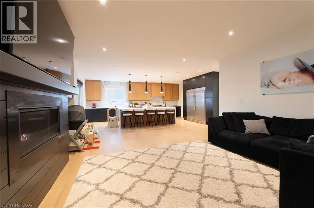 6 CRISTALLINA Drive