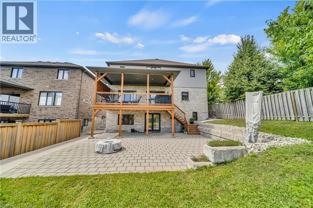 50 HORSESHOE Crescent