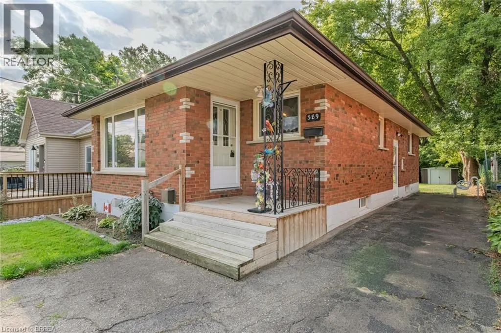 389 NELSON Street