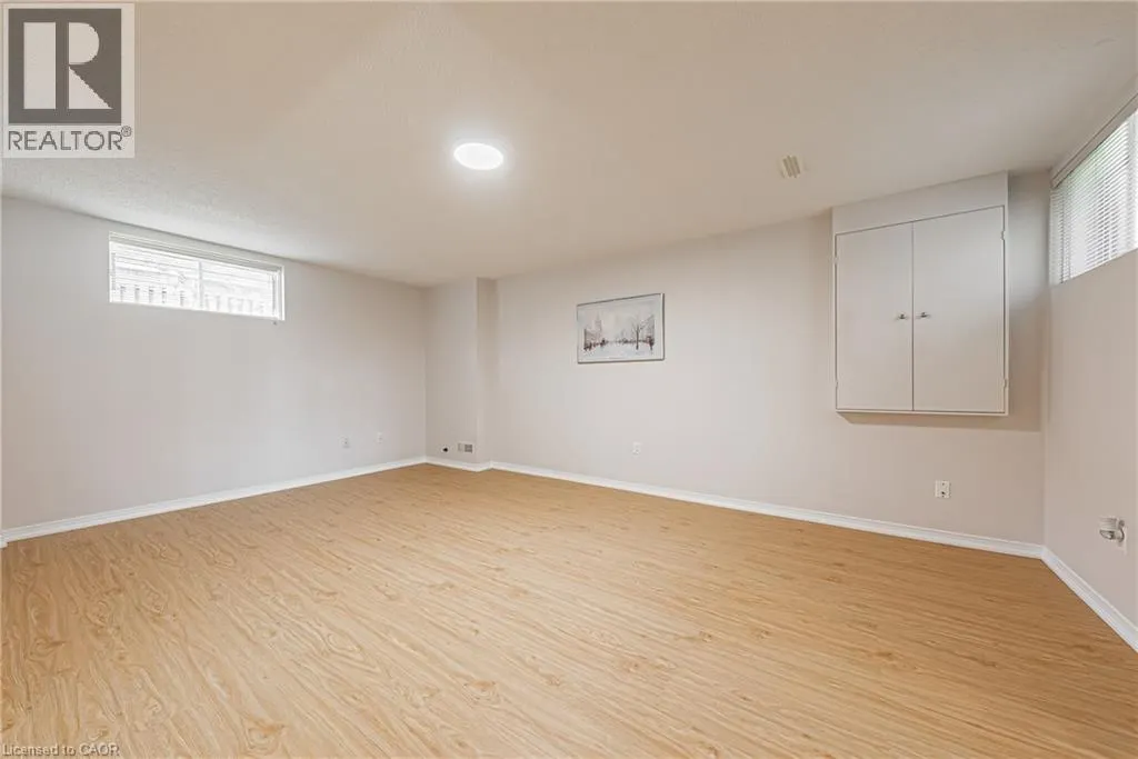 12 SUMMERFIELD Crescent