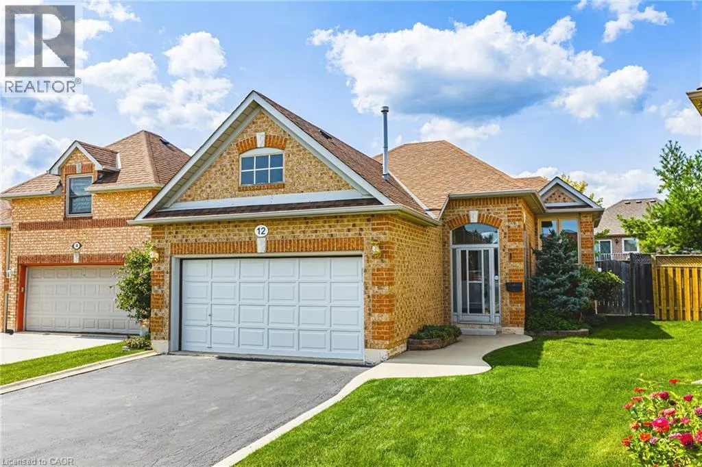 12 SUMMERFIELD Crescent