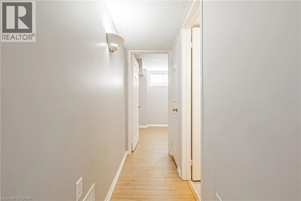 12 SUMMERFIELD Crescent