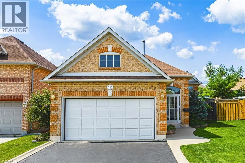 12 SUMMERFIELD Crescent