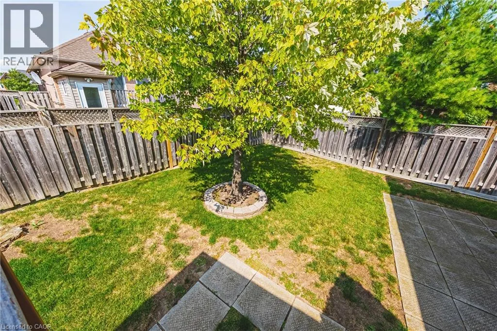 12 SUMMERFIELD Crescent