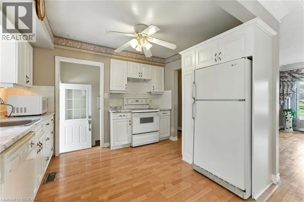 50 COLLINGDON Drive
