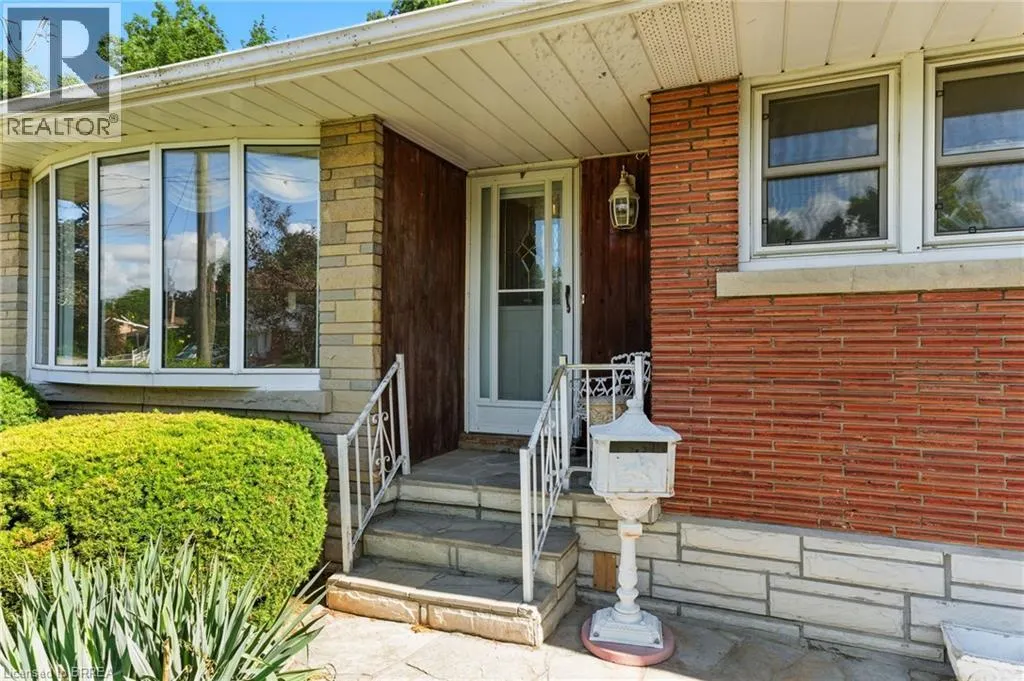 50 COLLINGDON Drive
