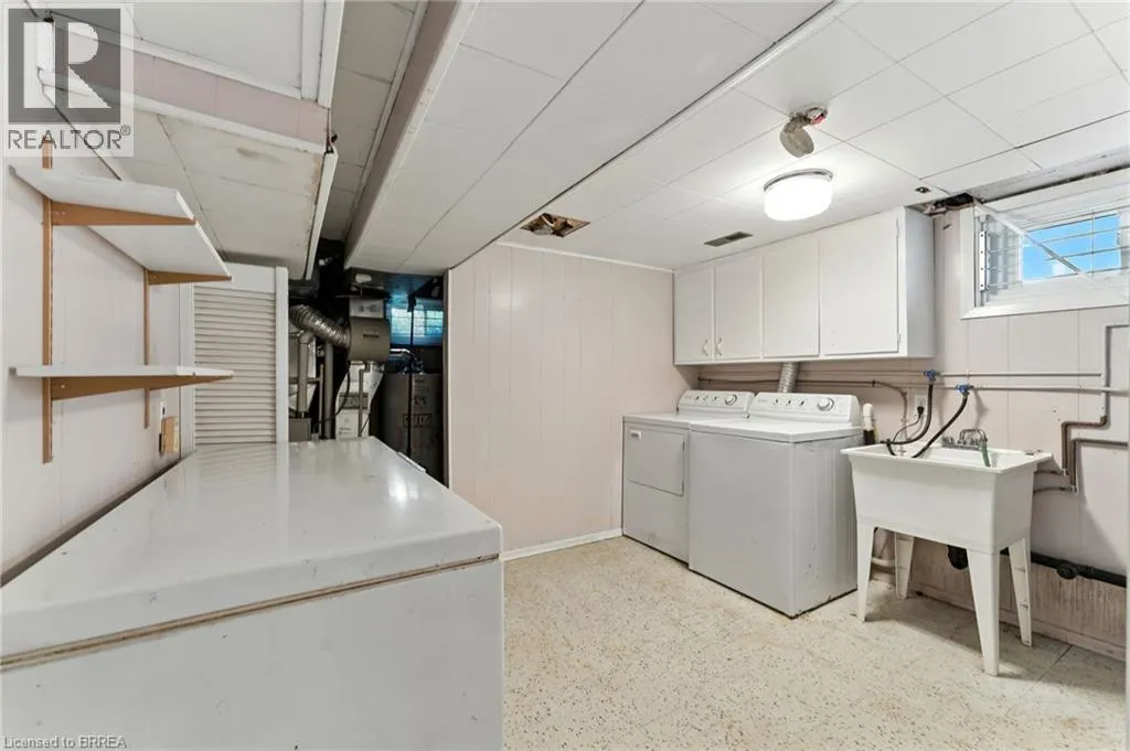 50 COLLINGDON Drive