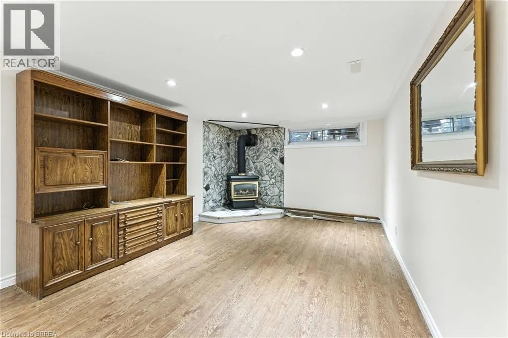50 COLLINGDON Drive