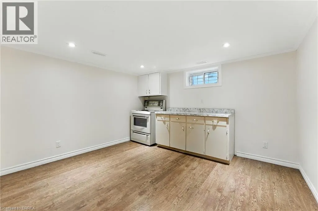 50 COLLINGDON Drive