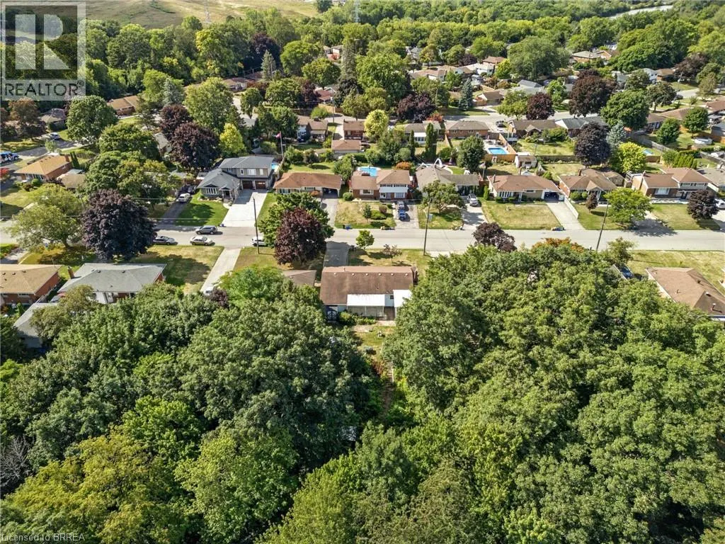 50 COLLINGDON Drive