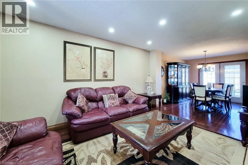 535 UPPER HORNING Road