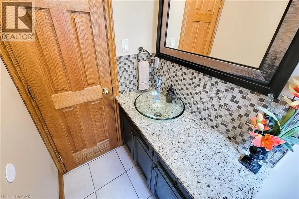 535 UPPER HORNING Road