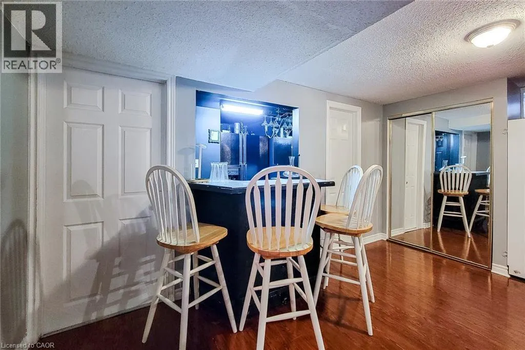 535 UPPER HORNING Road