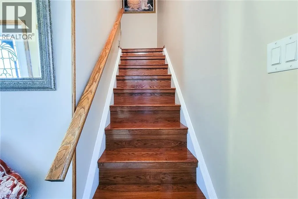 535 UPPER HORNING Road