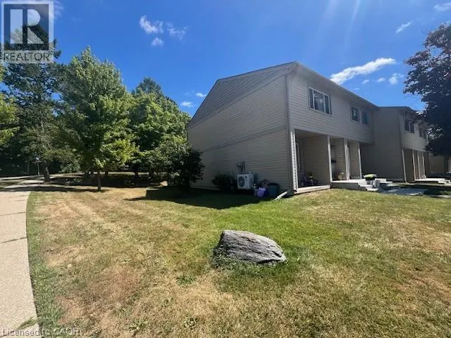 15 GREEN VALLEY Drive Unit# 1, #1