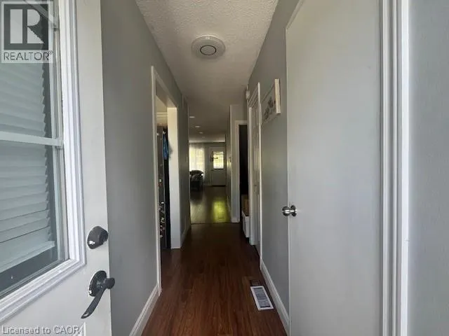 15 GREEN VALLEY Drive Unit# 1, #1